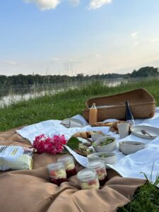 Pique-nique réalisé avec des produits du terroir par des producteurs locaux pour vos séminaires, teambuilding
